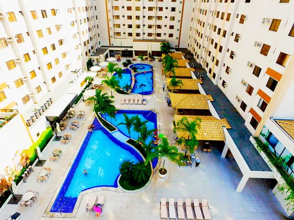 Piscinas do Boulevard Suíte Hotel